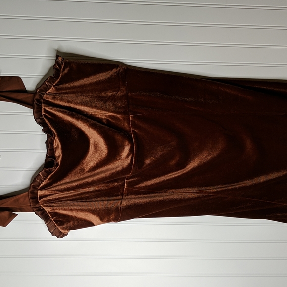 Danielle Bernstein Velvet Ruffle Mini Dress Brown - Picture 4 of 7